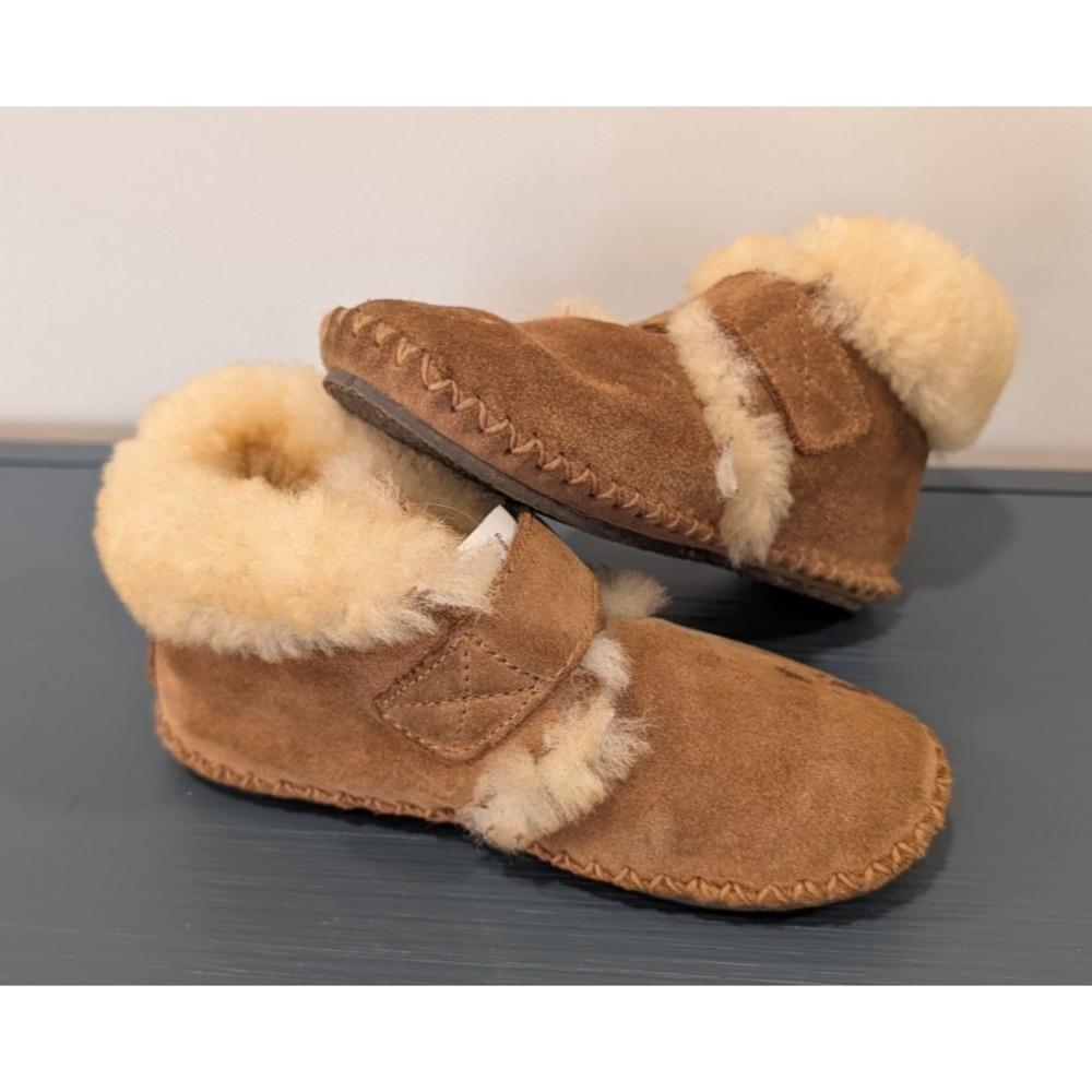 L.L. Bean Toddler Wicked Good Slippers Boots Size 9-10 Suede Shearling Lamb Fur